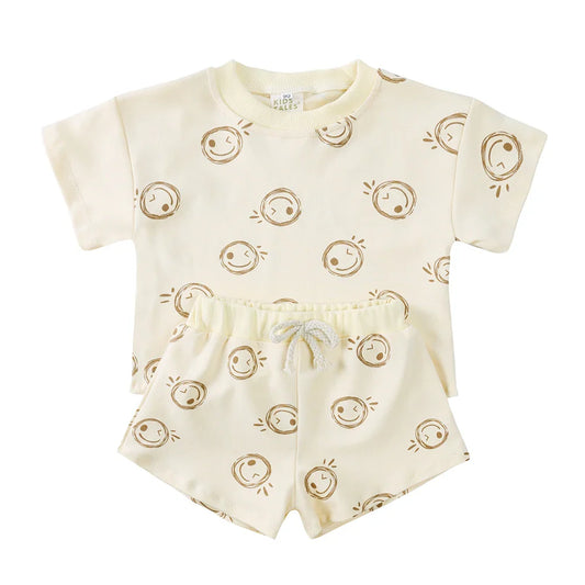 T-shirt + Shorts Set - Winky Face Print